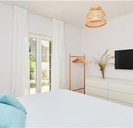 4 Bedroom villa with pool in Mlini, Sleeps 8